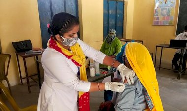 ग्राम नूरनगर के राजकीय उच्च माध्यमिक विद्यालय में कोरोना वैक्सीनेशन कैंप का हुआ आयोजन