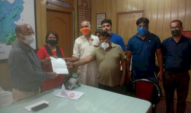 कबूतर हाउस के लिए विधायक अवस्थी ने  सिन्धी समाज को सौंपे 7 लाख रुपए