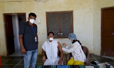 जैन मुनि ने लोगों को किया वैक्सीन लगवाने के लिए प्रेरित