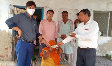 विकलांग पीड़िता के लिए विधायक ने कराई शौचालय की व्यवस्था