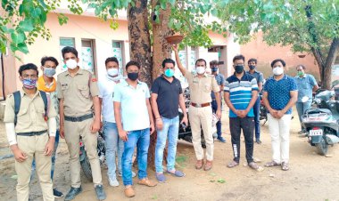 पुलिस थाना परिसर एवं आस-पास के क्षेत्र में लगाएं सेकड़ो परिंडे, पुलिसकर्मियों सहित युवाओं की टीम ने लिया सार सम्भाल का संकल्प