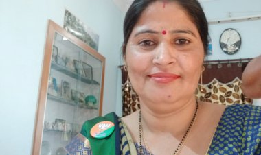 सरोज शर्मा कोरोना योद्धा सम्मान से सम्मानित