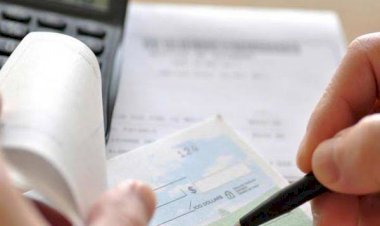 चोरी के चेक से खाते से निकाल लिए 2 लाख, मामला दर्ज