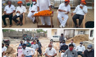 प्रबोधकों की पदोन्नति पर जिलाध्यक्ष गैसावत सहित अन्य का किया सम्मान