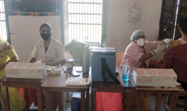 चंवरा में 18+ युवाओं ने बढ़-चढ़कर लगवाए कोरोना के जीवन रक्षक टीके