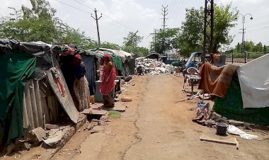 घुमन्तु अर्द्ध घुमन्तु को नही मिल पा रही पीएम आवास योजना की राशि व मूलभूत सुविधाएं