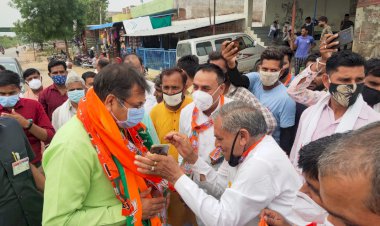 भाजपा प्रदेश अध्यक्ष ने पूर्व विधायक मीणा के घर पर दी पुष्पांजलि