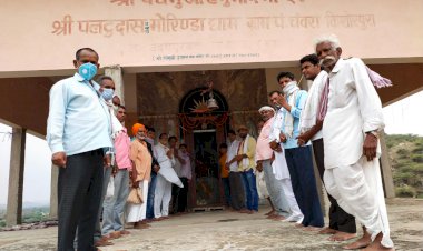 गंगा दशहरे पर बालाजी मंदिर में श्रद्धालुओं ने टेका मत्था