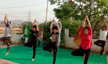 योग दिवस पर कराया ऑनलाइन योगाभ्यास