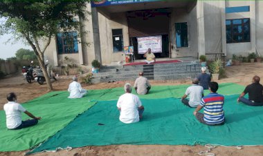 योग दिवस पर बहरोड मे  कराया ऑनलाइन योगाभ्यास