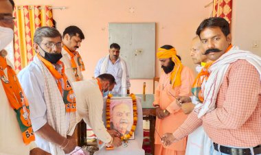 भारतीय जनसंघ के संस्थापक डॉ श्यामा प्रसाद मुखर्जी का बलिदान दिवस मनाया