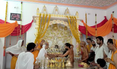 तीन दिवशीय श्री जी वेदी प्रतिष्ठा महोत्सव विश्व शांति महायज्ञ के साथ संपन्न हुआ