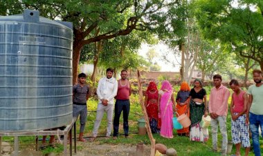 पानी की समस्या को लेकर ग्रामीणों ने किया प्रदर्शन