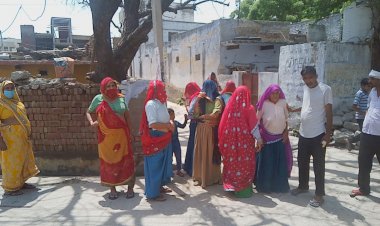 महिला के गले से झपट्टा मारकर सोने का ताबीज तोड़कर ले गए बाईक सवार बदमाश