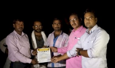 पत्रकार सीताराम सैनी की कोरोना से मौत, सूर्यवंशी राष्ट्रीय सैनी महापंचायत ने परिजनों को दी 17,600 रुपए  की आर्थिक सहायता