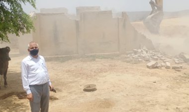 दिल्ली बड़ोदरा नेशनल हाईवे पर अतिक्रमण को हटाया