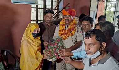 पचलंगी पुलिस चौकी इंचार्ज राजेंद्र सिंह की सेवानिवृत्ति पर गांव वालों ने किया जोरदार स्वागत