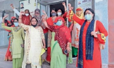 CMHO डॉ. कप्तान सिंह के खिलाफ जांच का एलएचवी और एएनएम ने किया विरोध