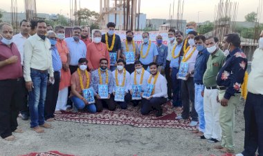 डॉक्टर्स व सीए दिवस पर किया उत्साह से सम्मान अभिनंदन