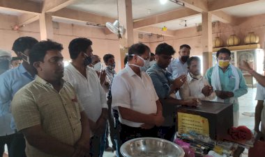 पचलंगी के झडाया नगर  बालाजी धाम में झुंझुनू जिला कलेक्टर ने किए दर्शन