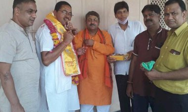 संजय नरूका के जन्मदिन पर भाजपाईयाे ने किया गया स्वागत सम्मान