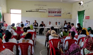 एसडीएम ने ब्लॉक सीएचसी पर मासिक बैठक की आयोजित