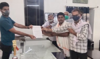 SDM के साथ बहरोड़ विधायक के दुर्व्यवहार के खिलाफ मुख्यमंत्री के नाम सौंपा ज्ञापन