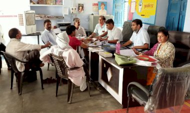 तहनोली में हुआ पाक्षिक बैठक का आयोजन, घर-घर औषधि कार्यक्रम पर हुई चर्चा