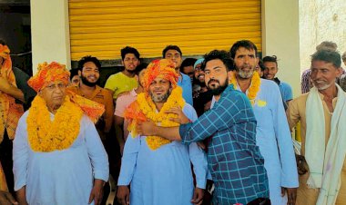 मनोनीत पार्षदों का फूलमाला व साफा बांधकर किया सम्मान
