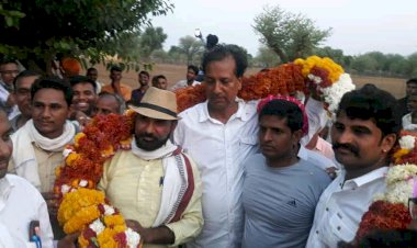 किशोरपुरा में सरपंच के आवास पर विधायक गुढ़ा का हुआ जोरदार नागरिक अभिनंदन