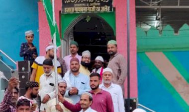 झंडे की रस्म अदायगी, गाज़ी बादशाह के उर्स का सादा आगाज़