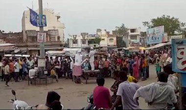 कुरज की जनता गंदगी से परेशान, सरपंच साहिबा का फूंका पुतला