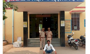 3 साल से फरार 299 सीआरपीसी में वांछित मुलजिम फारुख चढ़ा लक्ष्मणगढ़ पुलिस के हत्थे