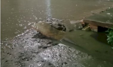 बीती रात्रि को तेज अंधड़ व गर्जना के साथ आई बारिश, नालों में आया पानी का बहाव