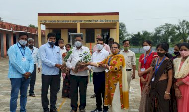 पेड़ ही धरती का श्रृंगार है सीबीईओ ओम शंकर वर्मा