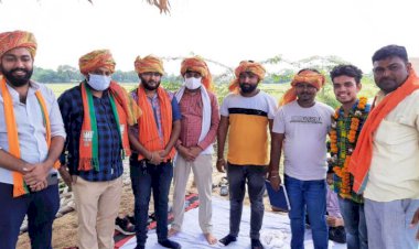 भाजपा युवा मोर्चा जिला अध्यक्ष का कार्यकर्ताओं ने स्वागत कर किया पौधारोपण