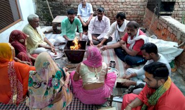 नगर कस्बा क्षेत्र में गुरु पूर्णिमा पर कहीं पर हवन तो कहीं पर हुआ भंडारा