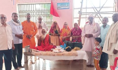 गोविंदगढ़ कस्बे में गुरुओं का सम्मान कर मनाया गुरु पूर्णिमा पर्व