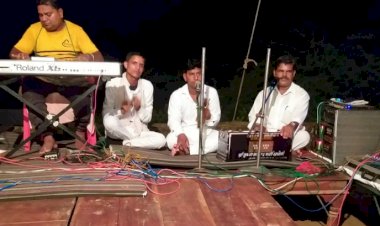 बाघोली में नदी वाले बालाजी मंदिर में भजनों की बही रसगंगा