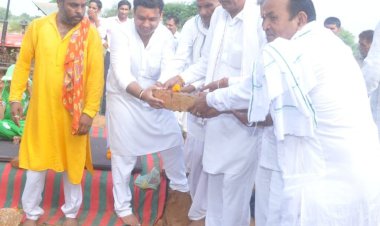 खंडेला प्रधान ने नवसृजित ग्राम पंचायत गढभोपजी के नवीन भवन निर्माण का किया शिलान्यास