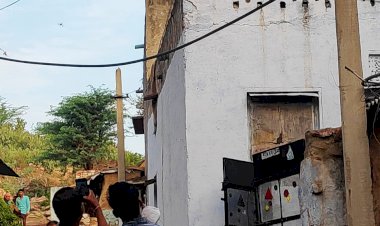 बिजली सर्तकता दल ने 10 लोगो की भरी बीसीआर 3 लाख का जुर्माना लगाया