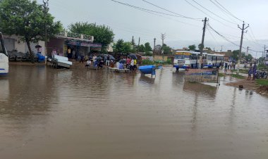 उदयपुरवाटी में हुई जोरदार बरसात, गुढ़ा गौडजी नेशनल हाईवे पर भरा पानी