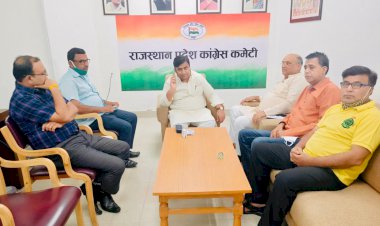 विद्यालयों को क्रमोन्नत कराने गैसावत ने शिक्षा मंत्री को कराया अवगत