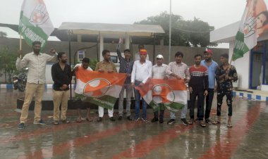 जासूसी, महंगाई व किसानों के काले कानूनों के विरोध में युवा कांग्रेस कार्यकर्ताओं ने किया प्रदर्शन