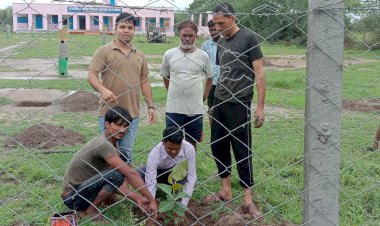 विद्यालयों में पौधारोपण कर लिया पर्यावरण संरक्षण का संकल्प