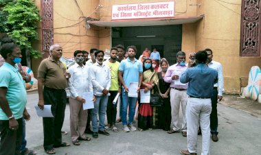 दुष्कर्म कर हत्या करने वालो को फाँसी की सजा दिलाने की मांग को लेकर राष्ट्रीय व राज्यपाल के नाम सौंपा ज्ञापन