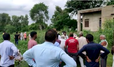 गांव दांतली पहाड़ी मे पड़ौसी के मकान के बाहर खाली दुकान में मिला 60 वर्षीय व्यक्ति का चार दिन पुराना शव