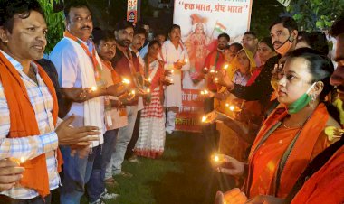 अलवर भाजपा कार्यकर्ताओं ने मनाई वर्ष गांठ