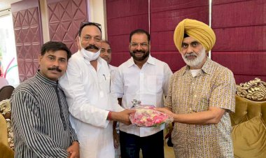 पालिकाध्यक्ष ने मंत्रियो से सुविधाओ व समस्याओ के समाधान की मांग की