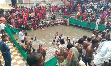 लोहार्गल के सूर्य कुंड में हरियाली अमावस्या पर हजारों श्रद्धालुओं ने लगाई डुबकी